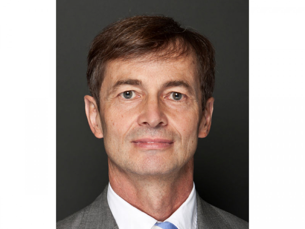 Dr. Bernd Scherrer klein