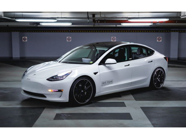 Tesla klein