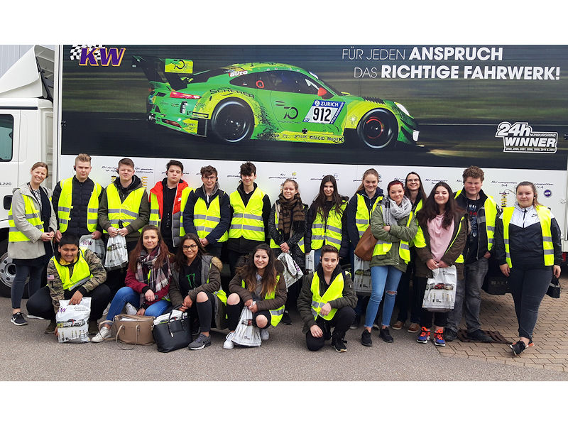KW Automotive hat Schulklasse zu Besuch