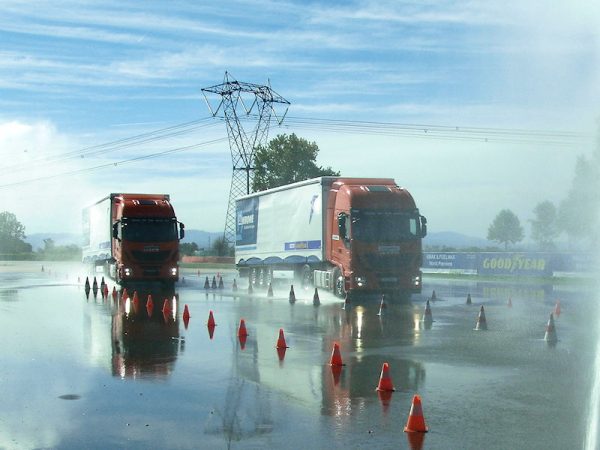 Lkw Neuzulassungen tb