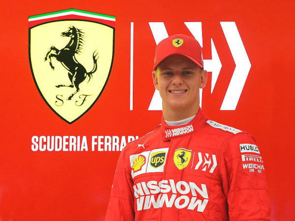 Mick Schumacher Ferrari tb