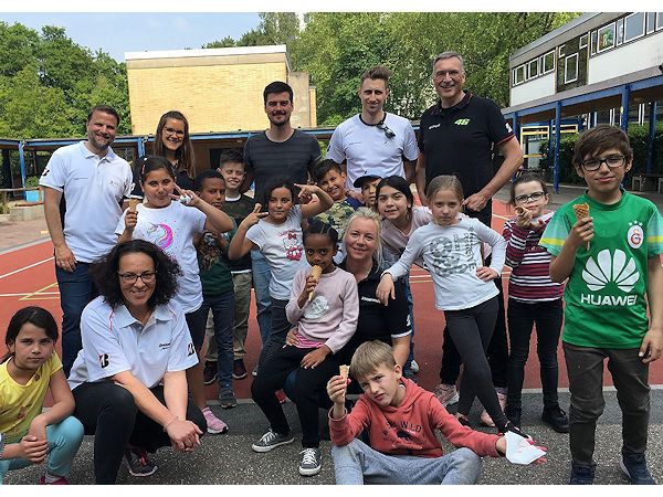 Bridgestone Social Day bei der Arche Frankfurt