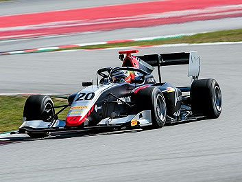 Pirelli neue F3 tb
