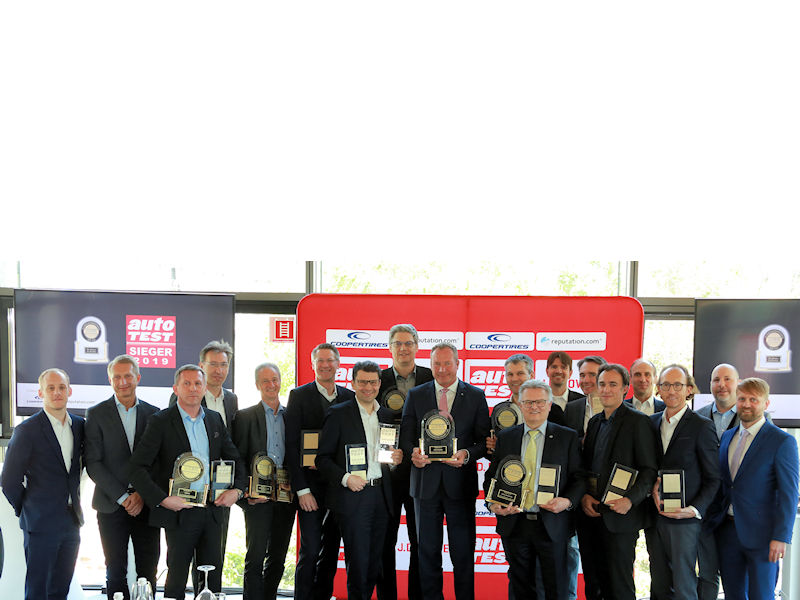 Cooper Tires Sponsor Awards tb