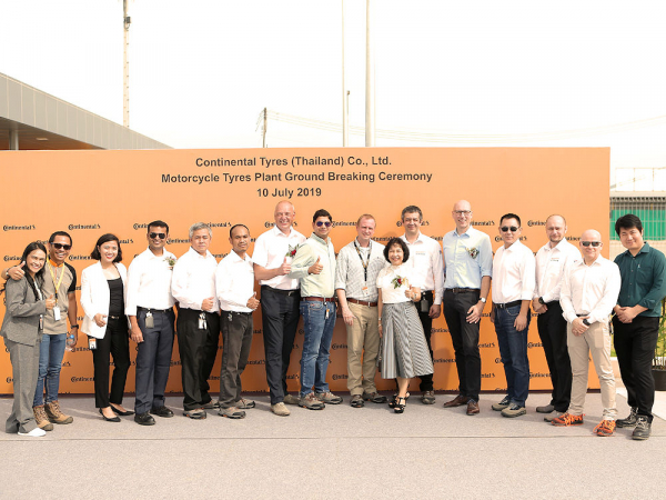 Conti Grundsteinlehung für Motorradreifenwerk in Thailand