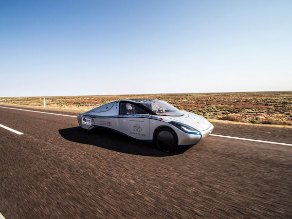SolarCar Team klein