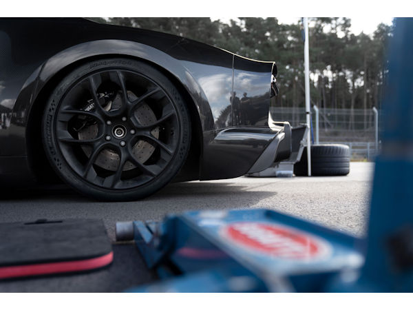 1 Michelin Bugatti klein
