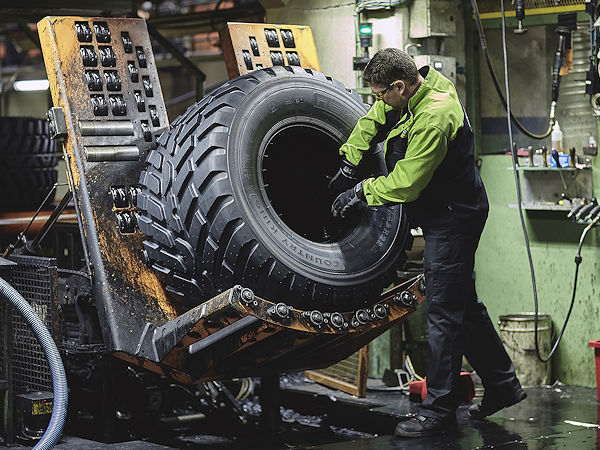 Nokian ein Jahr ohne arbeitsunfallbedingte Personalausfälle bei Heavy Tyres