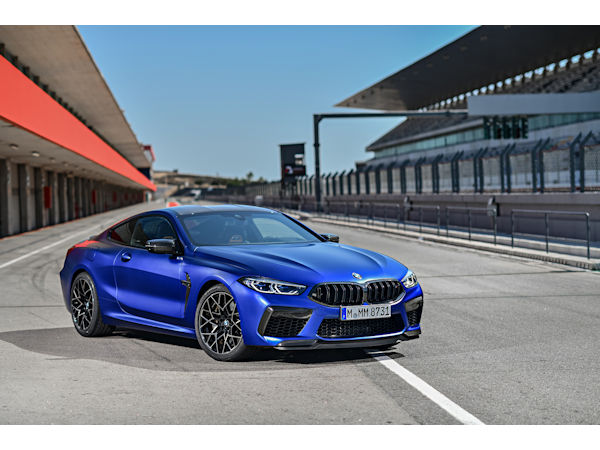 Pirelli BMW M8 klein