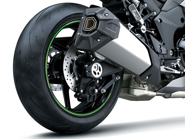 Kawasaki Ninja 1000SX mit Bridgestone
