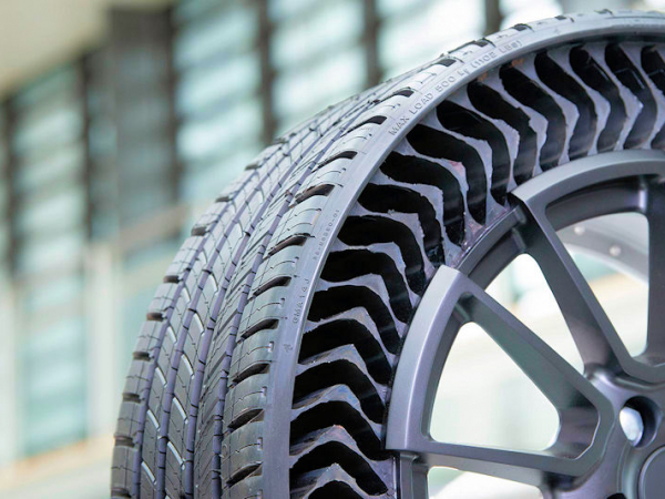 Michelin Goldenes Lenkrad Uptis tb