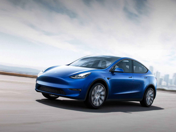 Tesla Model Y tb