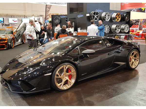 Essen Motor Show klein 1 1