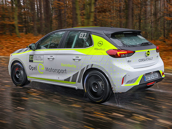 Opel Michelin Reifenpartner beim ADAC E Rally Cup