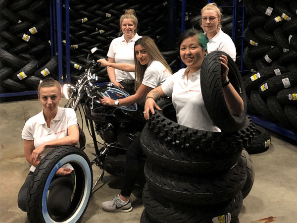 Reifen Göggel Motorradmädels
