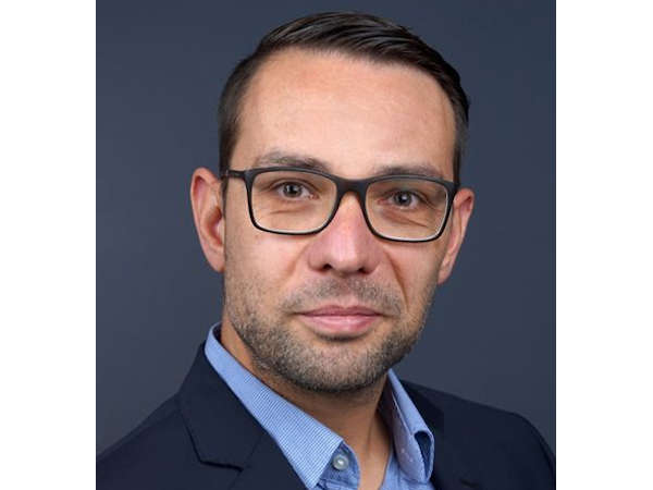 Apollo Büttner klein