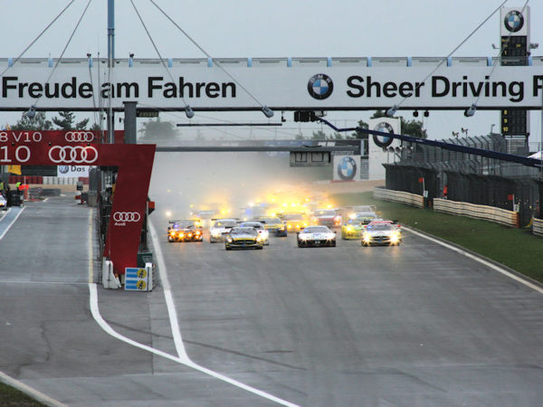 24 Stunden Rennen tb