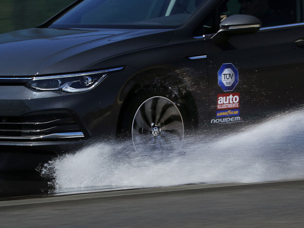 TÜV Süd Autoillustrierte Reifentest