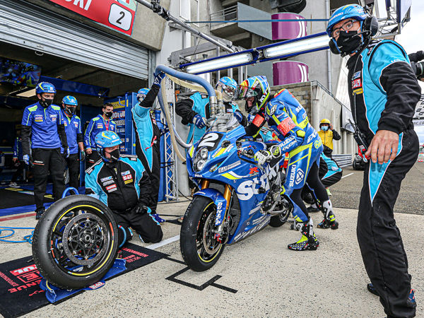 Dunlop auf dem Podium beim EWC Lauf in Le Mans
