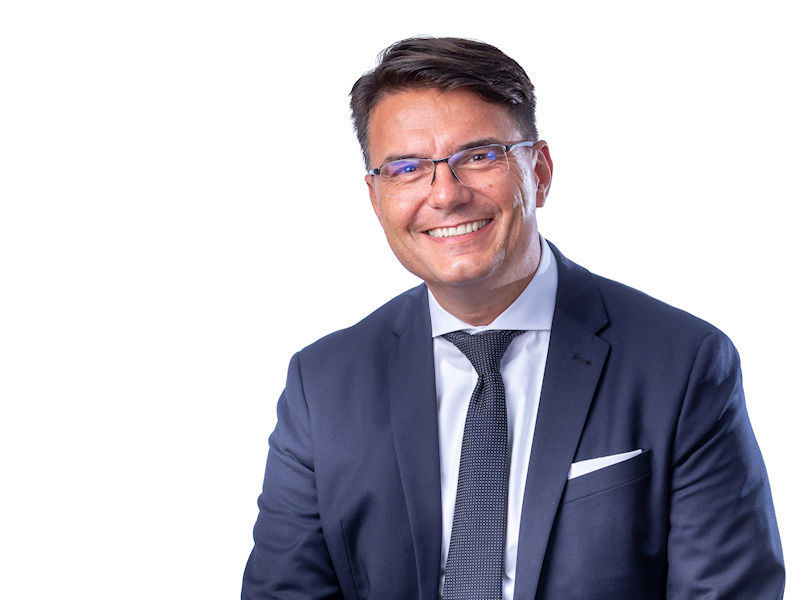 Michael Neumann EVP Sales tb