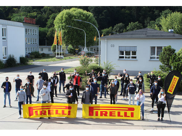 Pirelli Ausbildung klein