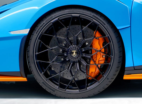 Lamborghini Bridgestone klein