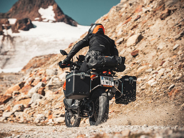 Avon Tyres Trailrider ist OE bei KTMs 890 Adventure