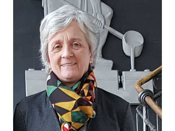 Margo Borbet Ausschnitt klein