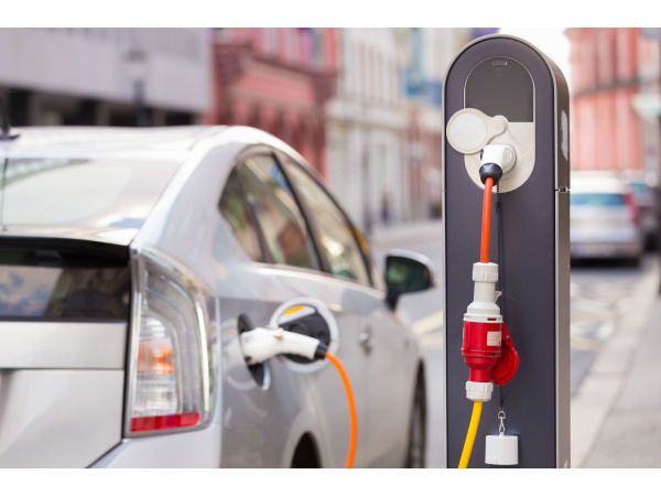 Elektroauto Ladestation klein