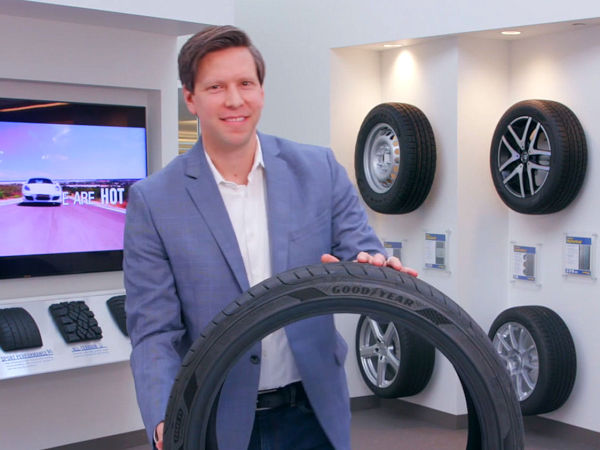 Chris Queen ist Senior Director Innovation Technology bei Goodyear (Bild: YouTube/Screenshot)