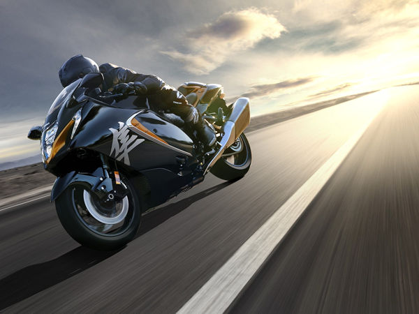 Suzukis Hayabusa-Neuauflage rollt ab Werk auf Bridgestones „Battlax Hypersport S22“