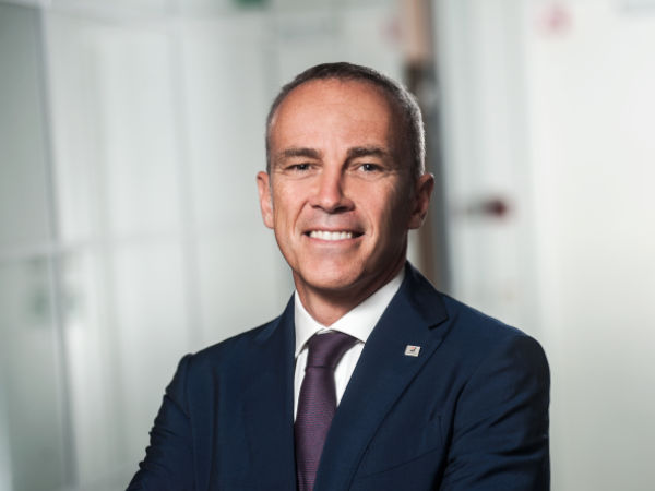 „Der Abschluss dieses Verkaufes ist ein wichtiger Meilenstein auf Bridgestones Weg, ein nachhaltiger Lösungsanbieter zu werden“, sagt Paolo Ferrari, Präsident, CEO und COO von Bridgestone Americas (Bild: Bridgestone)