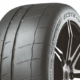 Bei dem „Ecsta V730“ genannten Profil handelt es sich Kumho zufolge um einen für extrem sportliche, oft auch auf Rennstrecken und bei Trackdays bewegte Fahrzeuge entwickelten Semislick (Bild: Kumho Tire)