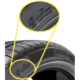 Diese Zusatzkennzeichnung auf der Seitenwand von Pirellis speziell für BMW produzierter „P-Zero“-Ausführung besagt, dass bei ihrer Herstellung auf FSC-zertifizierten Naturkautschuk und Rayon zurückgegriffen wurde (Bild: Pirelli)