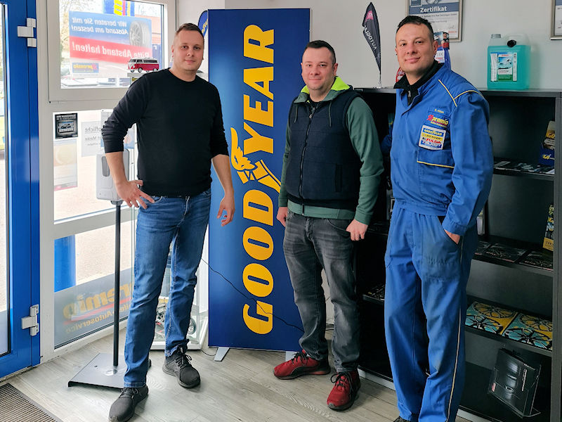 Haben den Premio-Standort in Rottweil übernommen: die Brüder Abdul, Mahmut und Ebubekir Külah, die bereits den Premio-Betrieb in Bad Säckingen betreiben (von links; Bild: Külah)