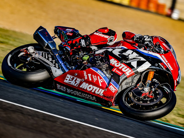 Das Team Yoshimura SERT Motul ist mit Bridgestone als Reifenpartner beim ersten Lauf der Motorradlangstrecken-WM souveräner Sieger geworden, kam man doch mit immerhin acht Runden Vorsprung vor dem Zweitplatzierten ins Ziel (Bild: Bridgestone)