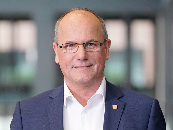 Der erzielte Tarifabschluss sei nur „durch den Druck unserer IG Metall-Mitglieder in den Autohäusern und Werkstätten möglich“ geworden, sagt Ralf Kutzner als für das Kfz-Handwerk verantwortliches geschäftsführendes Vorstandsmitglied der Gewerkschaft (Bild: IG Metall/Alexander Paul Englert)