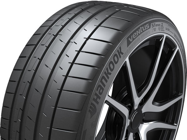 Beim X3 M und X4 M der BMW M GmbH wird Hankooks neuer „Ventus S1 Evo Z“ ab Werk in der Mischbereifung 255/40 ZR21 102Y auf der Vorder- und 265/40 ZR21 105Y auf der Hinterachse montiert (Bild: Hankook)