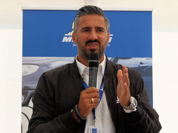 „Wir fordern höhere Qualitätsstandards in der Reifenregulierung, um auch so die Märkte zu bereinigen“, appelliert Anish K. Taneja, Präsident der Michelin-Region Europe North Taneja, in Richtung der Politik, dem Preisdumping der Fernostanbieter einen Riegel vorzuschieben (Bild: NRZ/Christian Marx)
