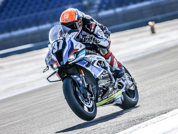 Auch beim Bol d’Or zunächst wieder vorne mit dabei, musste die Mannschaft von Team BMW Motorrad World Endurance als eines der von Dunlop ausgerüsteten Topteams aufgrund von Motorproblemen seine Maschine in weiteren Verlauf des Rennens dann aber vorzeitig abstellen (Bild: Dunlop)