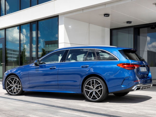 Laut Pirelli ist der von dem Reifenhersteller für die neue C-Klasse von Mercedes-Benz als Erstausrüstung gelieferte „Cinturato P7“ für eher komfortorientierte Fahrer des Wagens gedacht, während der „P Zero“ an den sportlicheren Varianten des Autos montiert werde (Bild: Mercedes-Benz)