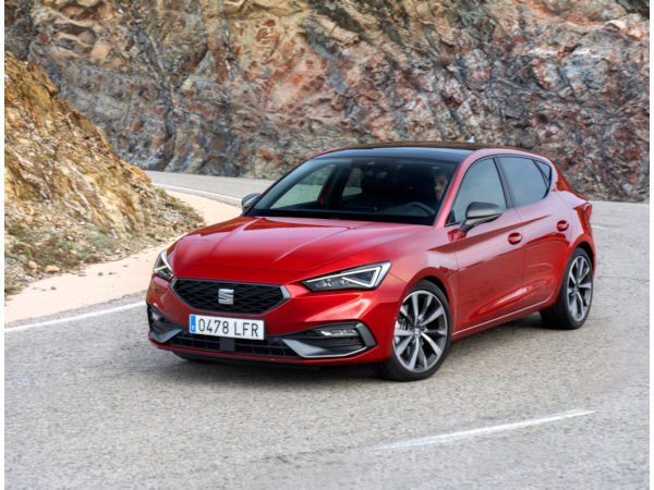 Seat Leon und Falken klein