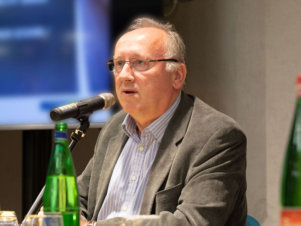„Wir hatten über 850 individuelle Nominierungen für die diesjährigen Recircle Awards“, sagt David Wilson, Vorsitzender des Nominierungsausschusses sowie Herausgeber der Fachzeitschriften Retreading Business und Tyre & Rubber Recycling (Bild: VMS)