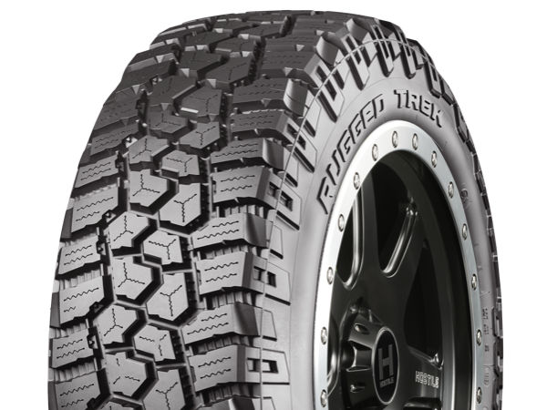 Erstmals bei einem Cooper-Reifen haben Kunden bei dem „Discoverer Rugged Trek” für Pick-ups und SUVs die Wahl zwischen zwei verschiedenen Seitenwanddesigns namens „Knife-Edge“ oder „Mountain Pass“ (Bild: Cooper Tire)