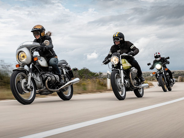 Für die bevorstehende Saison 2022 hat Bridgestone das Lieferprogramm für seinen Diagonaltouringreifen „Battlax BT 46“ dank vier zusätzlicher Vorderrad- und weiteren drei Hinterraddimensionen auf nunmehr über 40 Größen aus gebaut (Bild: Bridgestone)
