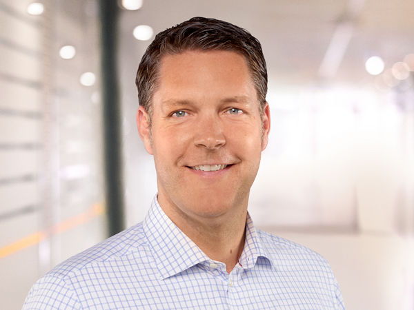 Henning Mühlenstedt steht schon seit über 20 Jahren in Conti-Diensten und hat während dieser Zeit zahlreiche verantwortungsvolle Positionen bekleidet: Seit Anfang dieses Jahres ist er dort nun Head of Future Technologies & Sustainable Infrastructure (Bild: Continental)