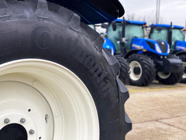New Holland Continental klein