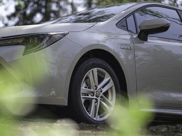 Nokian lädt im Rahmen seiner „Fast Race, Big Change” genannten Challenge Start-ups, Studierende und Akademiker ein, bis zum 9. März ihre Ideen für „grünere“ bzw. nachhaltigere Reifen einzureichen (Bild: Nokian Tyres)