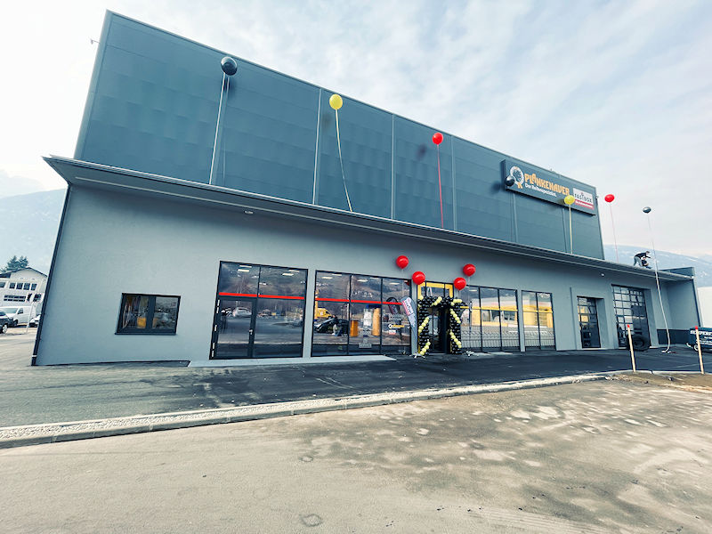 MOBILITAETS ZENTRUM LIENZ Gebaeude 4022 cPlankenauer Gruppe tb
