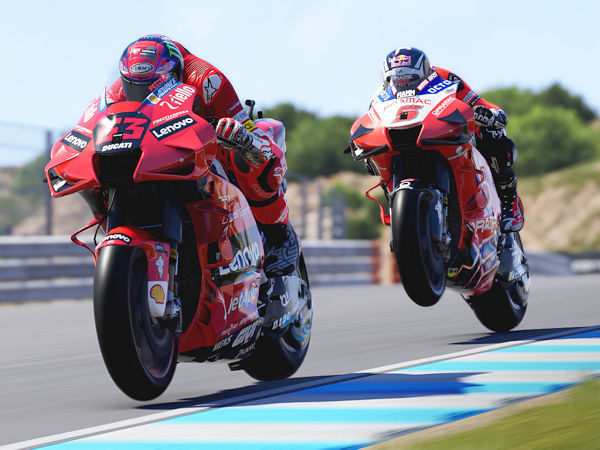 „MotoGP 22“ enthält auch die komplette Saison 2022 mit allen offiziellen Inhalten einschließlich mehr als 120 lizenzierter Fahrer und über 20 Strecken – zusätzlich sollen mehr als 70 historische Fahrer und Motorräder verfügbar sein (Bild: Milestone/Koch Media)